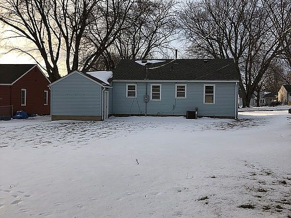 2nd image of 1014 Saint Thomas Ave