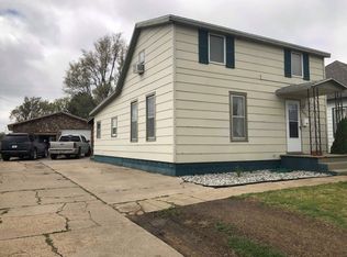 516 E 6th St, Hays, KS 67601