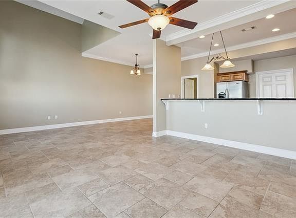 5th image of 1407 Royal Palm Dr APT C