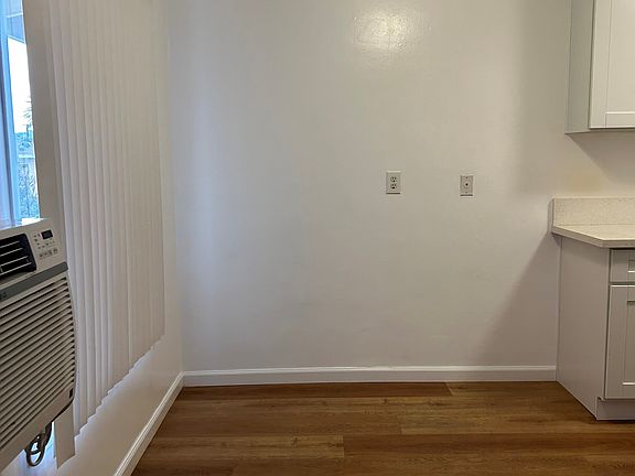 2nd image of 437 E Algrove St #8