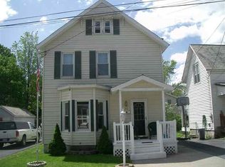 33 Newman St, Mechanicville, NY 12118