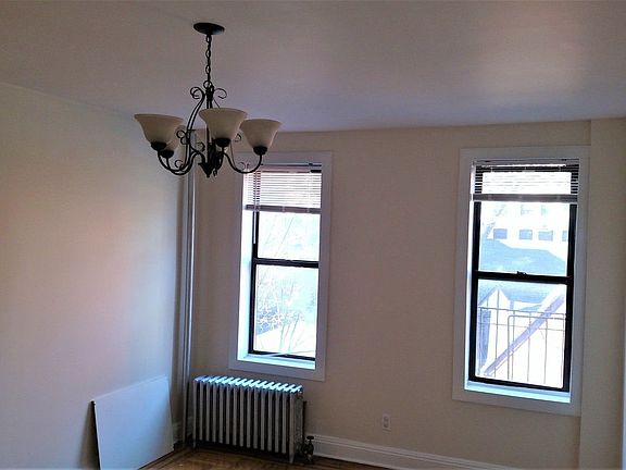 5th image of 43-15 46th St APT C4