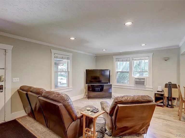 2039 S Williams St — Photo 3