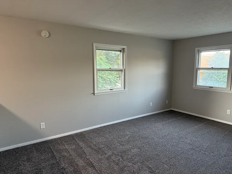 409 N Beech St #4 — Photo 4