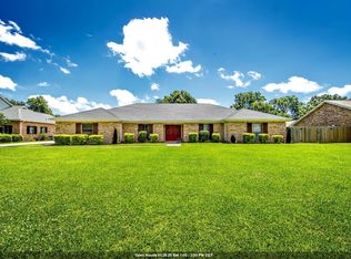 235 Rienzi Dr, Thibodaux, LA 70301