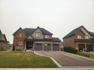 11 Monarch Rd, Quinte West, ON K0K1L0