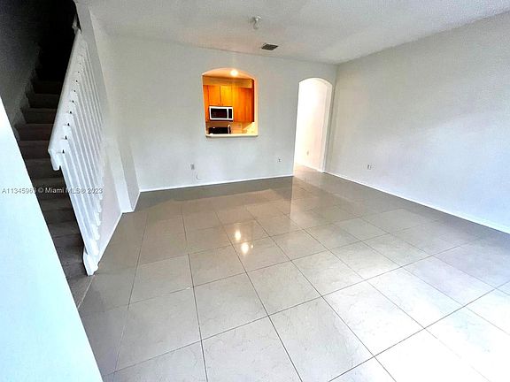 3rd image of 4240 NE 9th St #4240