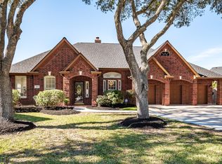 7402 Shady Arbour Ct, Pasadena, TX 77505