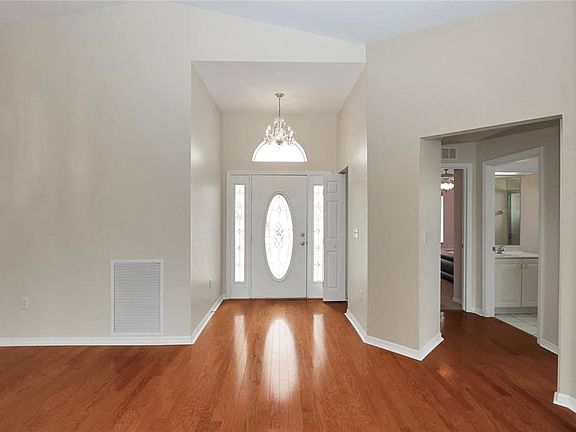 5th image of 6318 SW 117th Loop