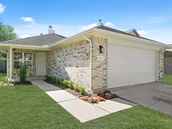 13119 Ridgewood Knoll Ln, Houston, TX 77047