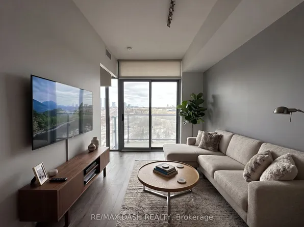 105 The Queensway, Toronto, ON