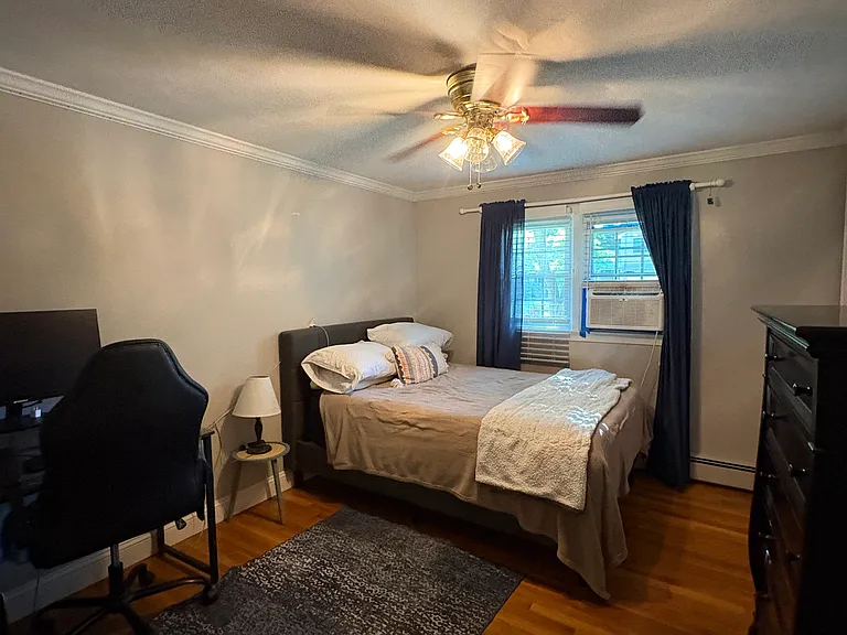 76 Lafayette Dr — Photo 10