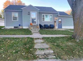 303 3rd Ave, Armstrong, IA 50514