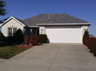 3324 Troutwood Dr, Fort Wayne, IN 46818