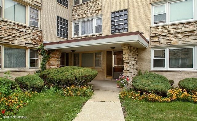 1st image of 6968 W Diversey Ave APT 9