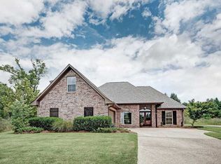 2009 Pebble Creek Dr, Brandon, MS 39042