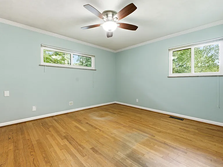 205 S Palisades Dr — Photo 16