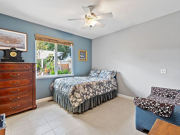 5th image of 14833 Acton Dr