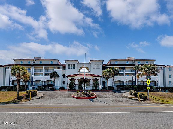 3rd image of 790 New River Inlet Road #201b