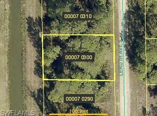 326 Lester Ave S, Lehigh Acres, FL 33974