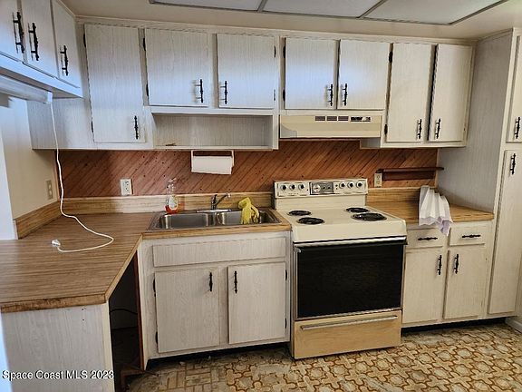 4th image of 3210 N Harbor City Blvd APT 311
