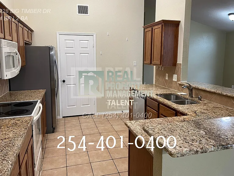 228 Big Timber Dr — Photo 4