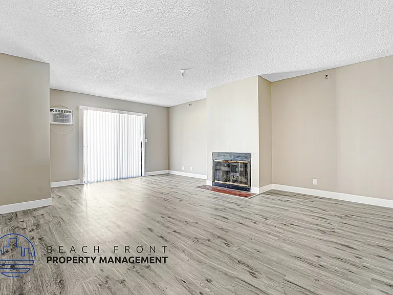 132 E. I St. — Photo 9