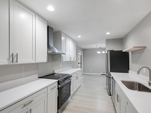 4th image of 2485 Canabury Dr APT 211