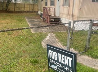 Affordable 2-Bedroom/ 1-Bath Mobile Home - $1200/ Mo. - Great Location!, Fort Walton Beach, FL 32547