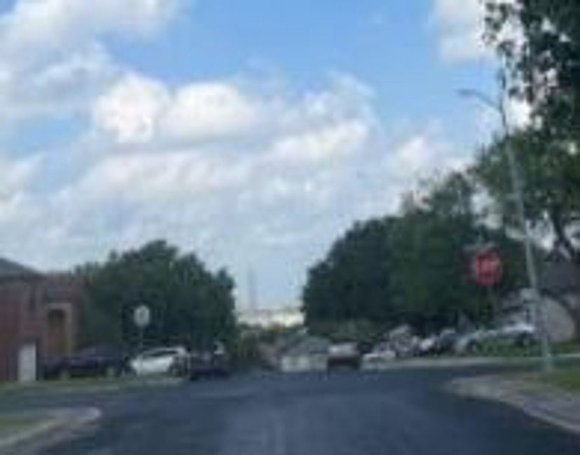 Exterior Neighborhood (street photo)