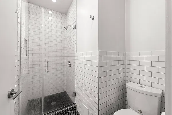 Bathroom, photo 3
