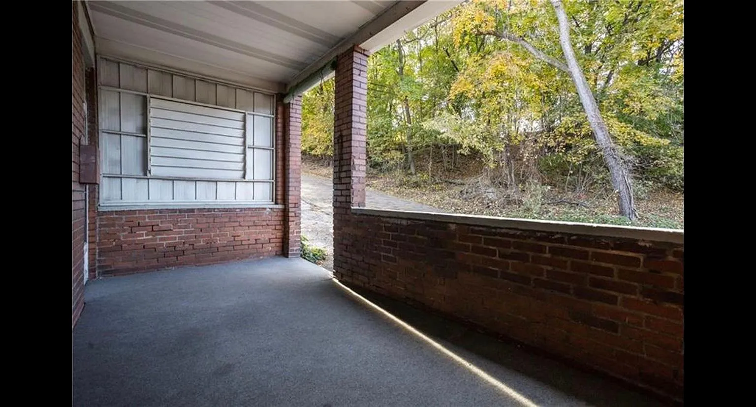 1115 Wayne Ave — Photo 3