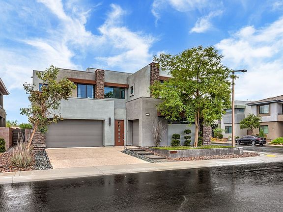 2nd image of 10226 Jade Gardens Dr