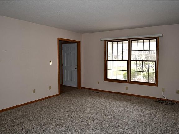 4th image of 8220 Maramont Dr Unit A