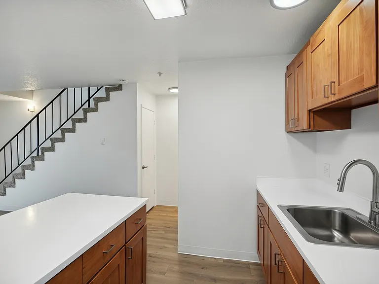 Alturas Vose Townhomes — Photo 16