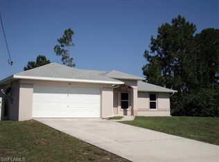 54 Sally Ave S, Lehigh Acres, FL 33976