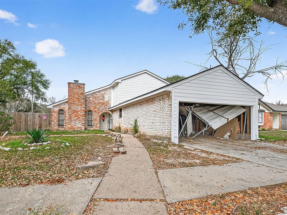 1st image of 10203 Heather Hill Dr