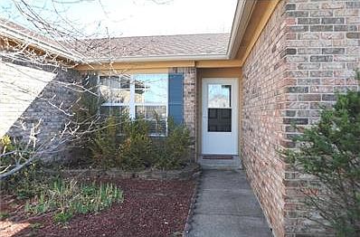 2nd image of 5511 Black Cherry Cir