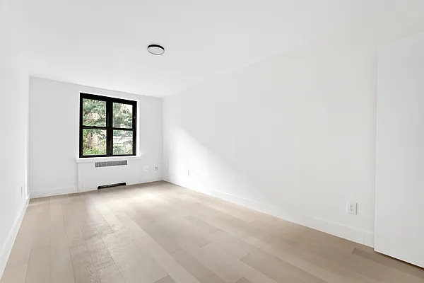 Rented by 620 MGMT | media 9