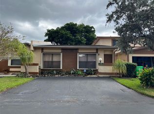 6322 NW 28th Ct, Sunrise, FL 33313