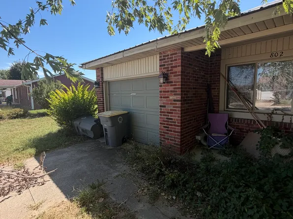 802 Sprenger Rd, Seymour, IN 47274