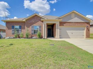 14087 Lannister Ln, Athens, AL 35613