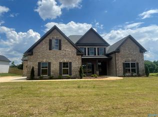 100 Frances Trace Dr, Meridianville, AL 35759
