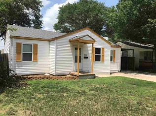 711 S Eastridge St, Wichita, KS 67207