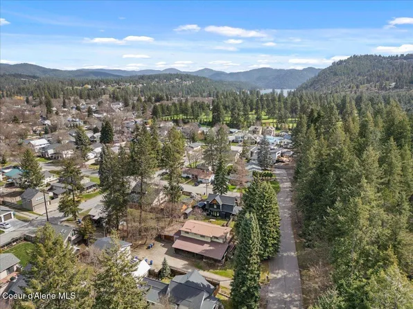 1615 E Lost Ave, Coeur D Alene, ID 83814