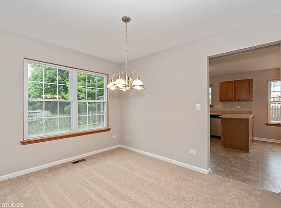 5th image of 123 Tay River Dr