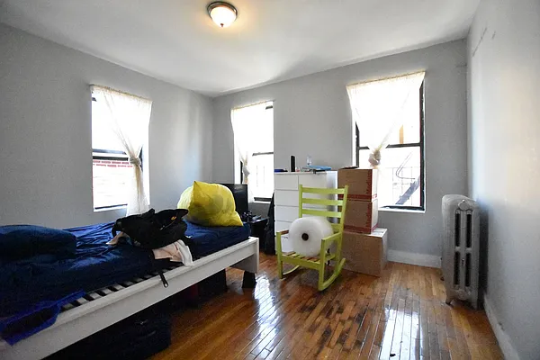 Rented by Clove Realty LLC | media 29