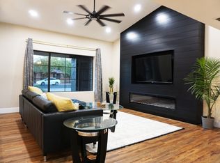 1831 E Manhatton Dr, Tempe, AZ 85282
