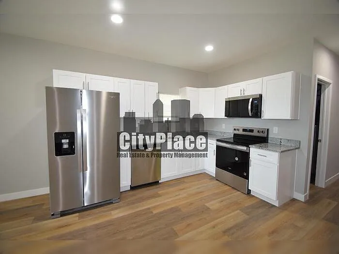 1722 Ingram St #A — Photo 9
