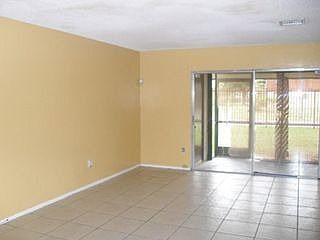 2nd image of 1291 Sussex Dr